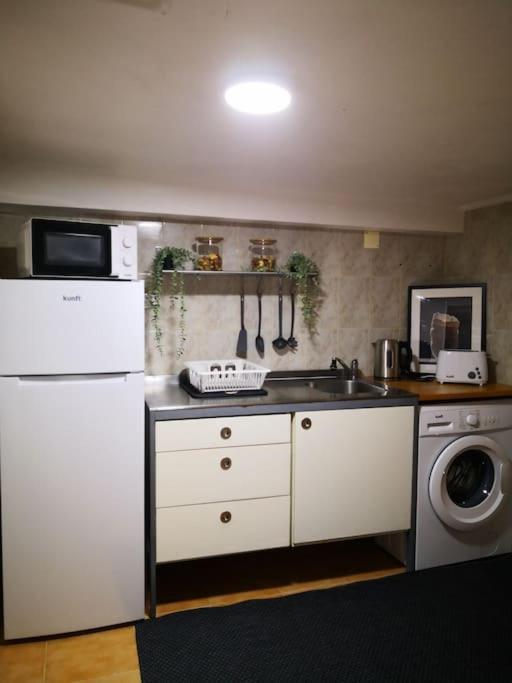 City Center Apartment - Avenida Da Liberdade Lisbon Luaran gambar
